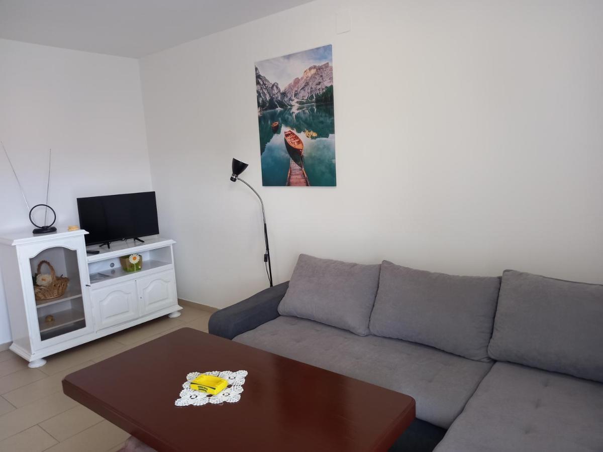 Apartments Vrdoljak باغ المظهر الخارجي الصورة
