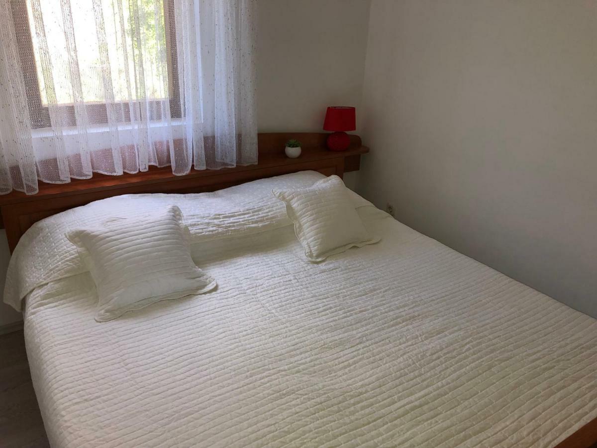 Apartments Vrdoljak باغ المظهر الخارجي الصورة
